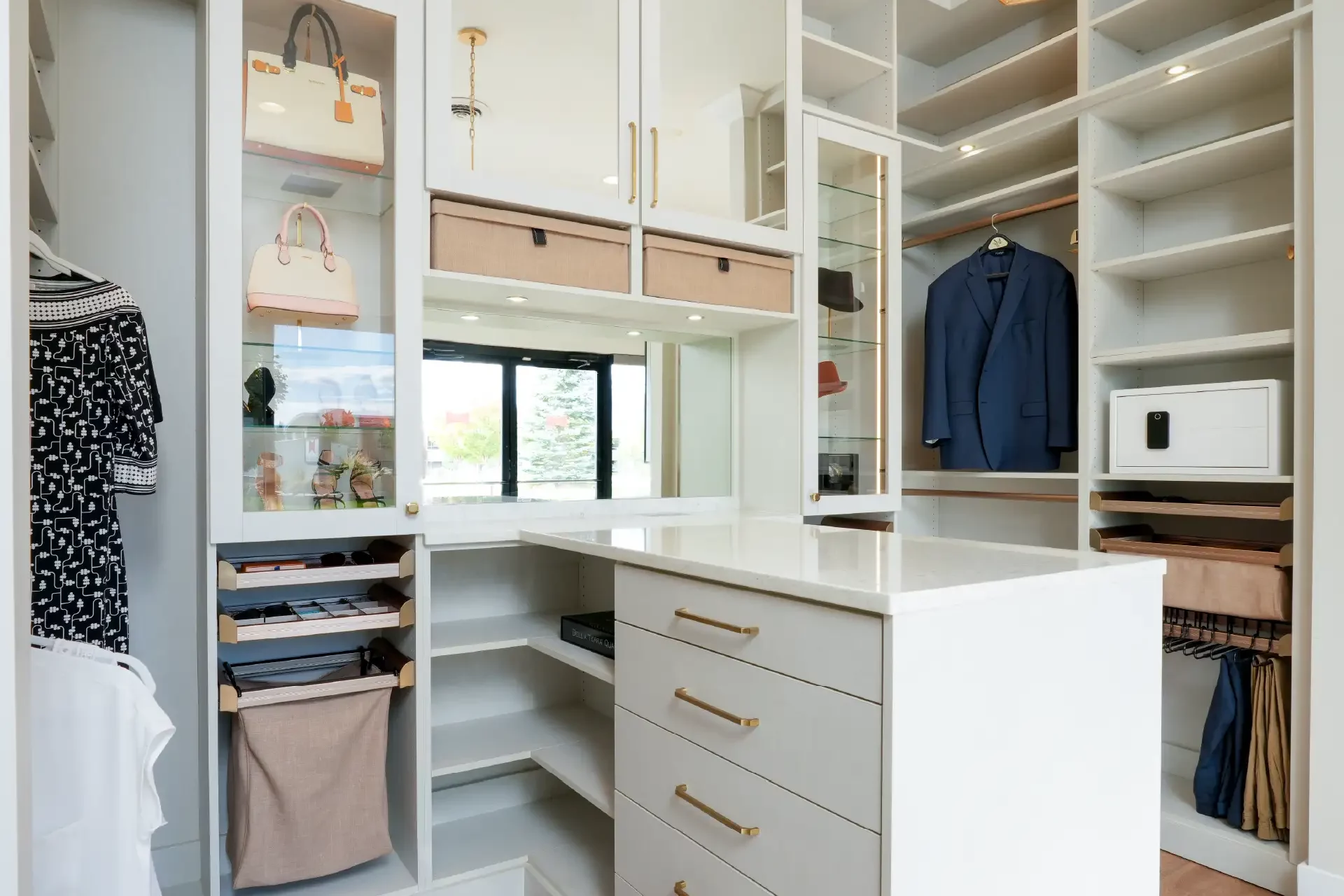 The closet butler trento showroom.